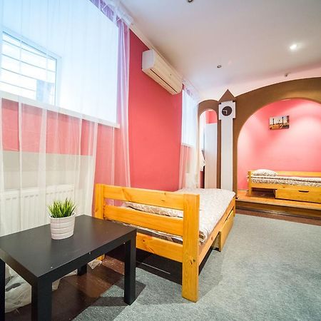 Chemodan Hostel Odessa Esterno foto