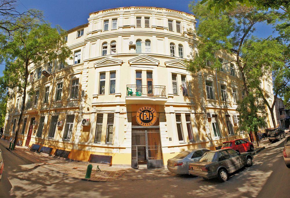 Chemodan Hostel Odessa Esterno foto