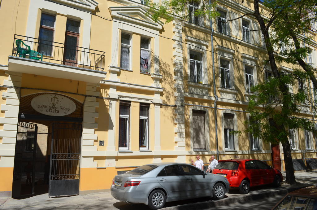 Chemodan Hostel Odessa Esterno foto