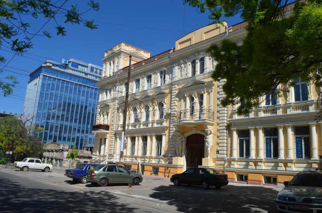 Chemodan Hostel Odessa Esterno foto