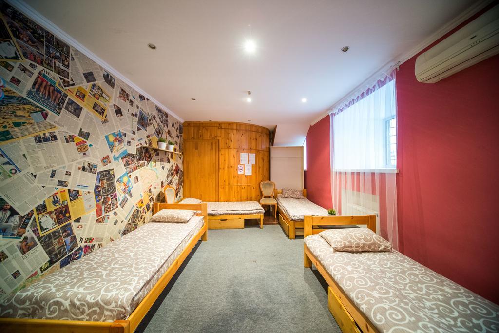 Chemodan Hostel Odessa Esterno foto