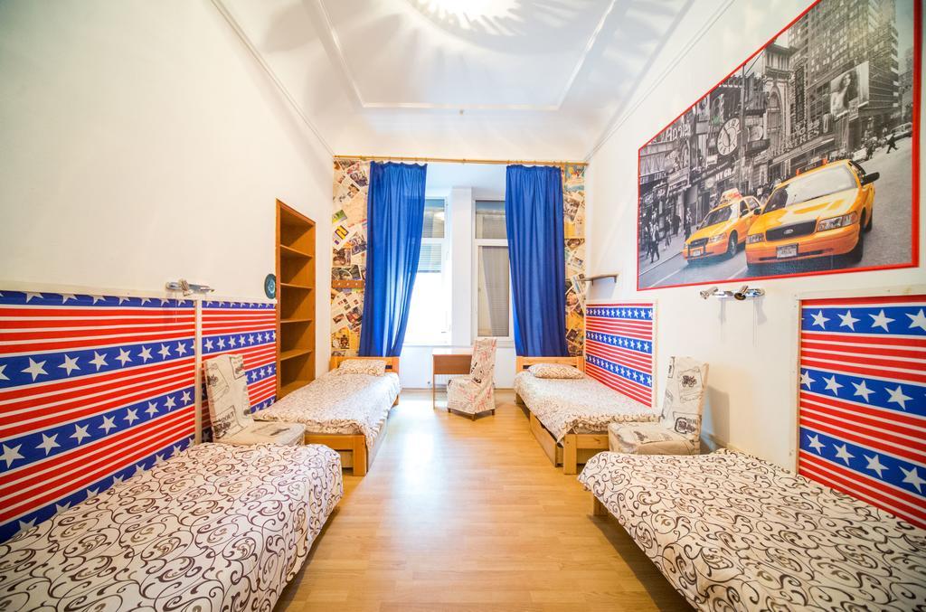 Chemodan Hostel Odessa Esterno foto